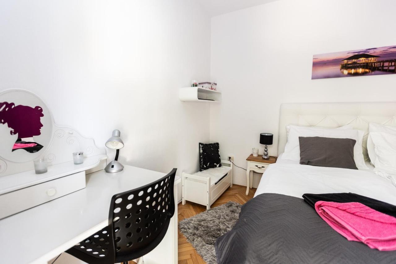 Luxury Apartments Mia 珀德垂那 外观 照片