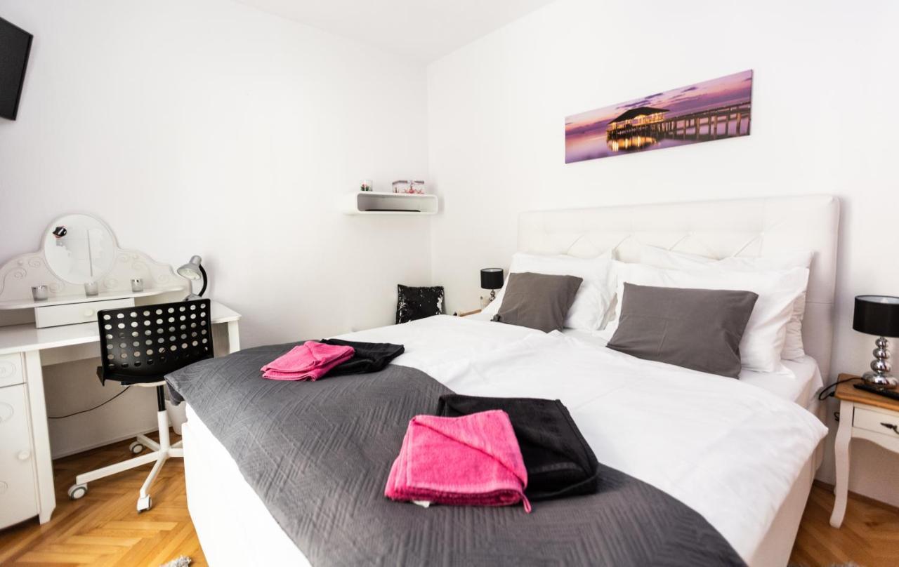 Luxury Apartments Mia 珀德垂那 外观 照片