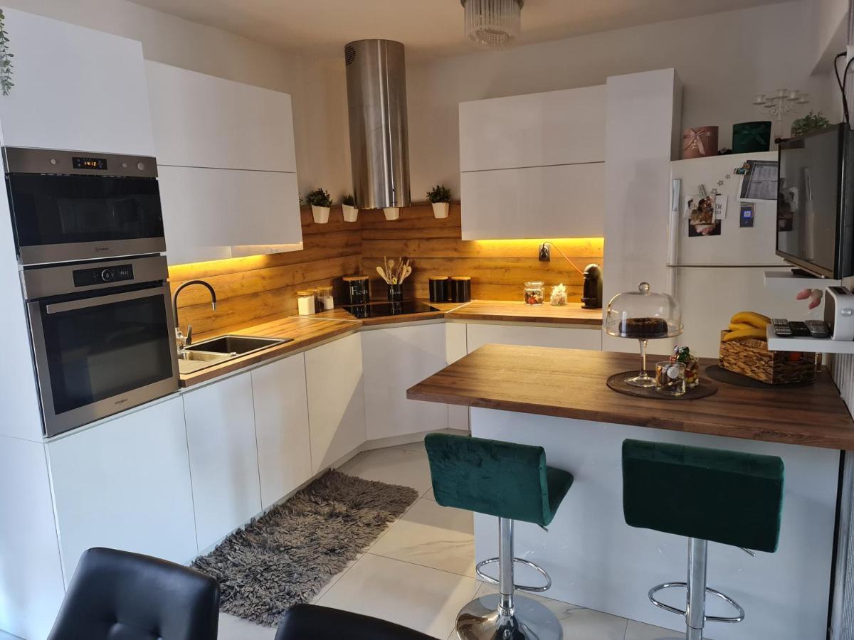 Luxury Apartments Mia 珀德垂那 外观 照片