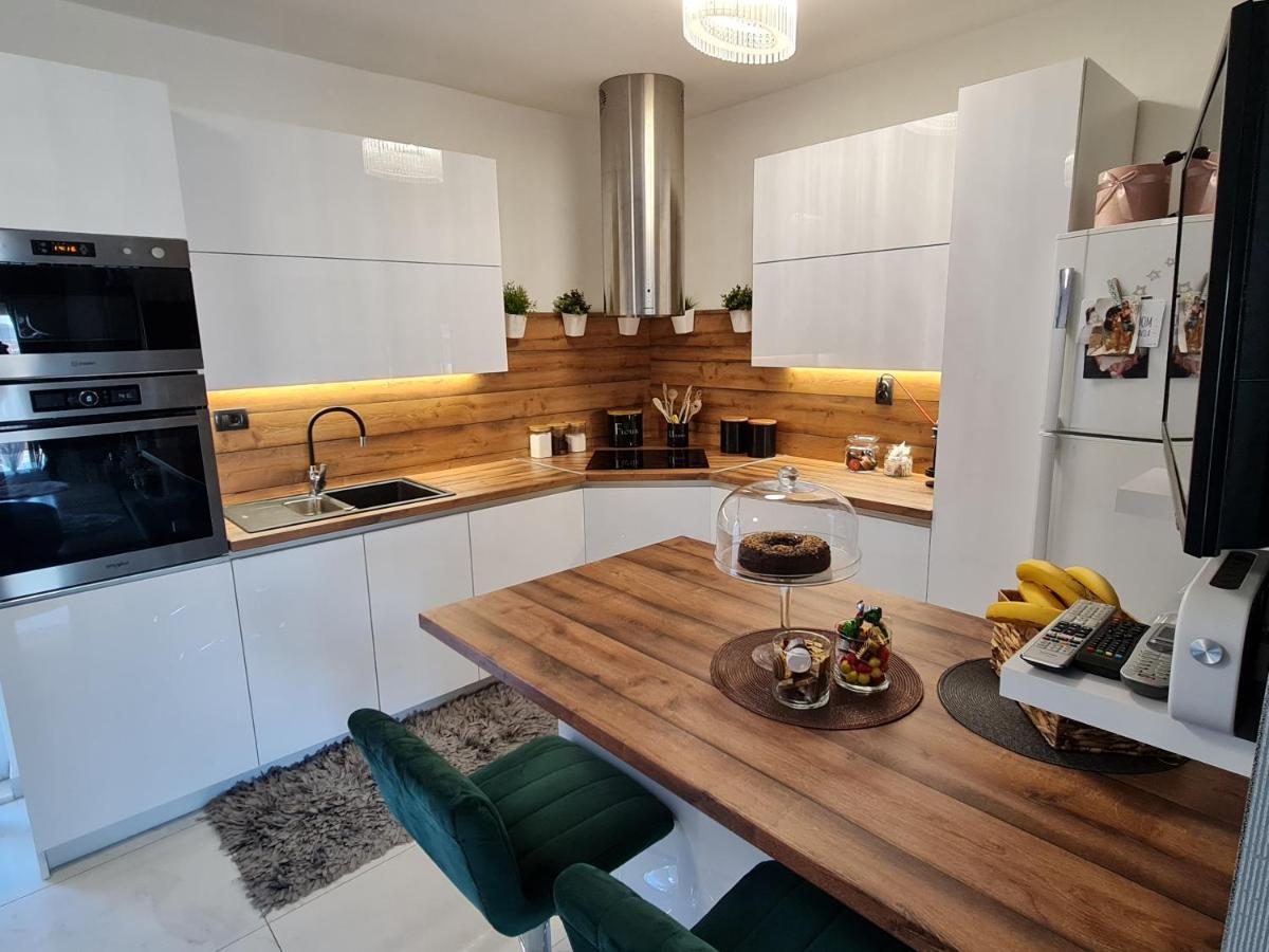Luxury Apartments Mia 珀德垂那 外观 照片