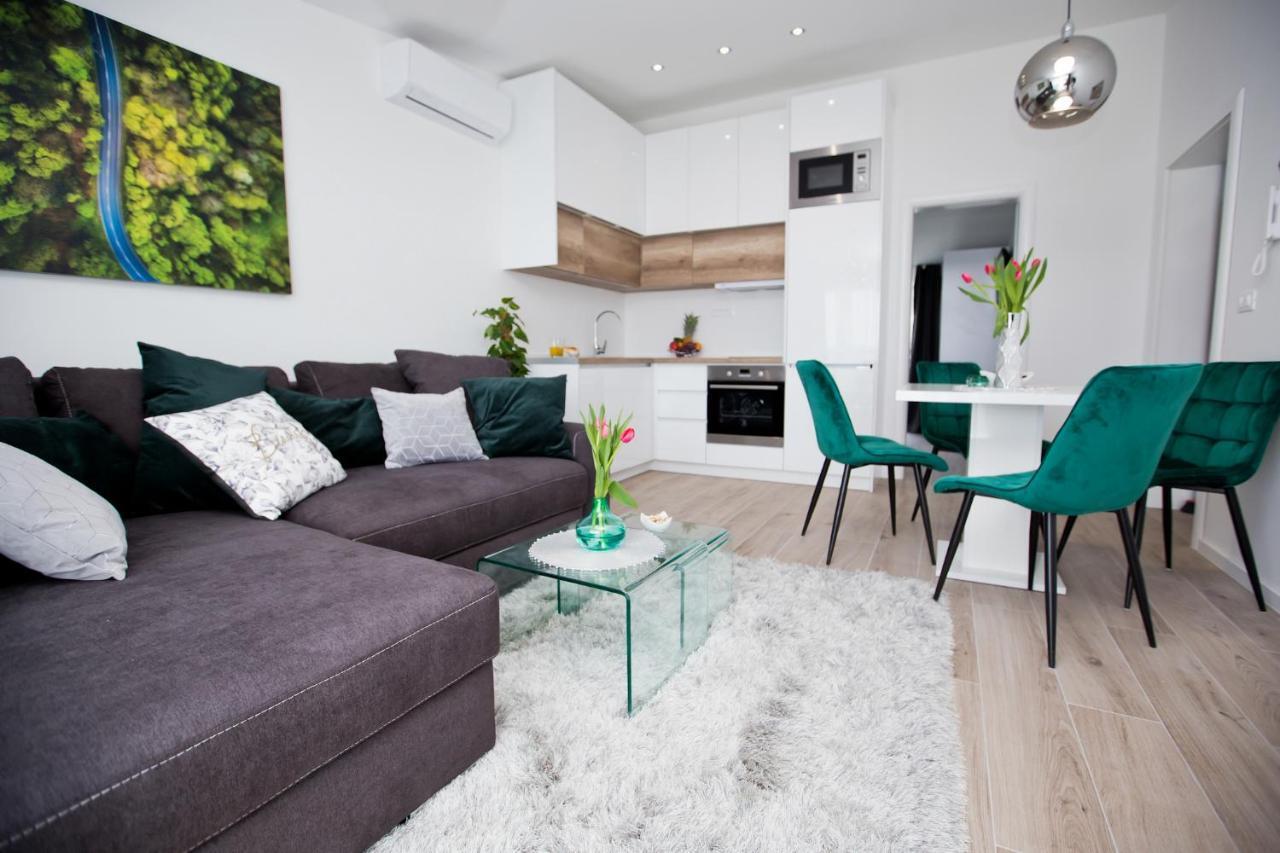 Luxury Apartments Mia 珀德垂那 外观 照片
